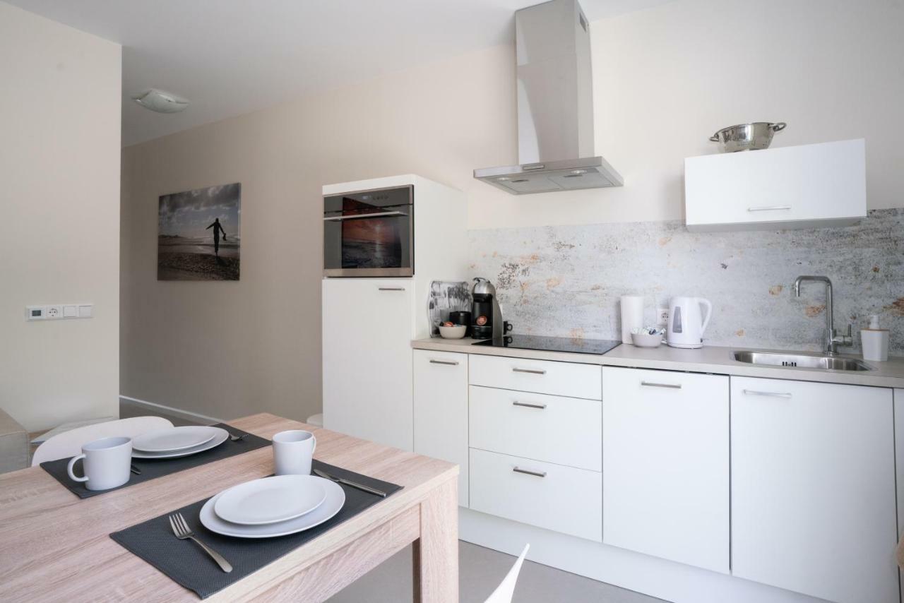 Santvort Luxury Apartment With Private Parking Zandvoort Bagian luar foto