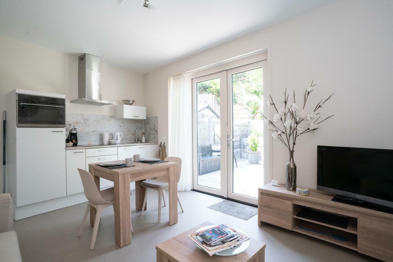 Santvort Luxury Apartment With Private Parking Zandvoort Bagian luar foto